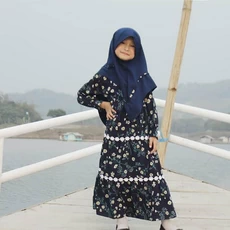 TK0882 Baju Muslim Anak Perempuan Kombinasi Renda Putih Polkadot Modern 1 thn