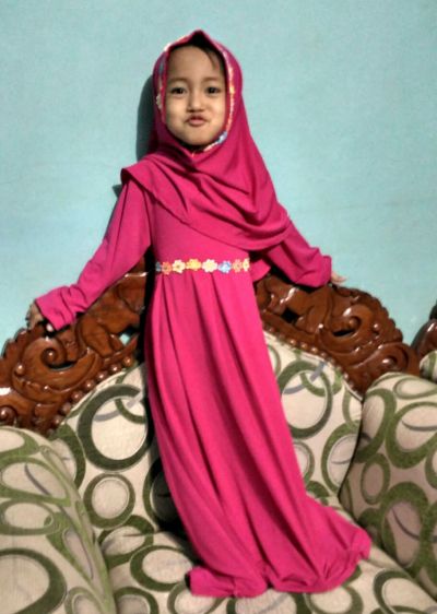 testimonial baju yuli gamis pink