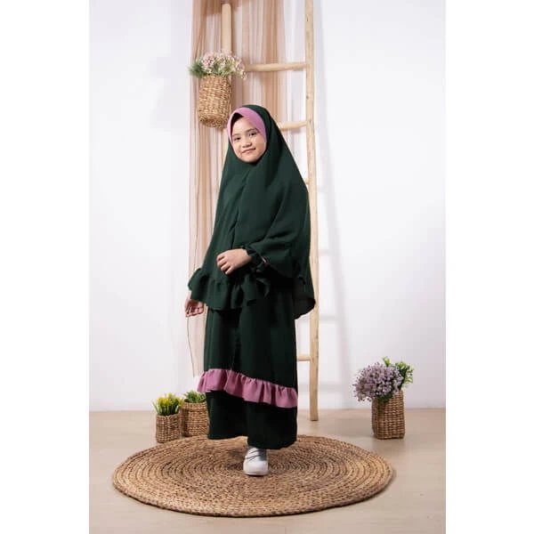 Jilbab Anak Syari One Set Terbaru 2023