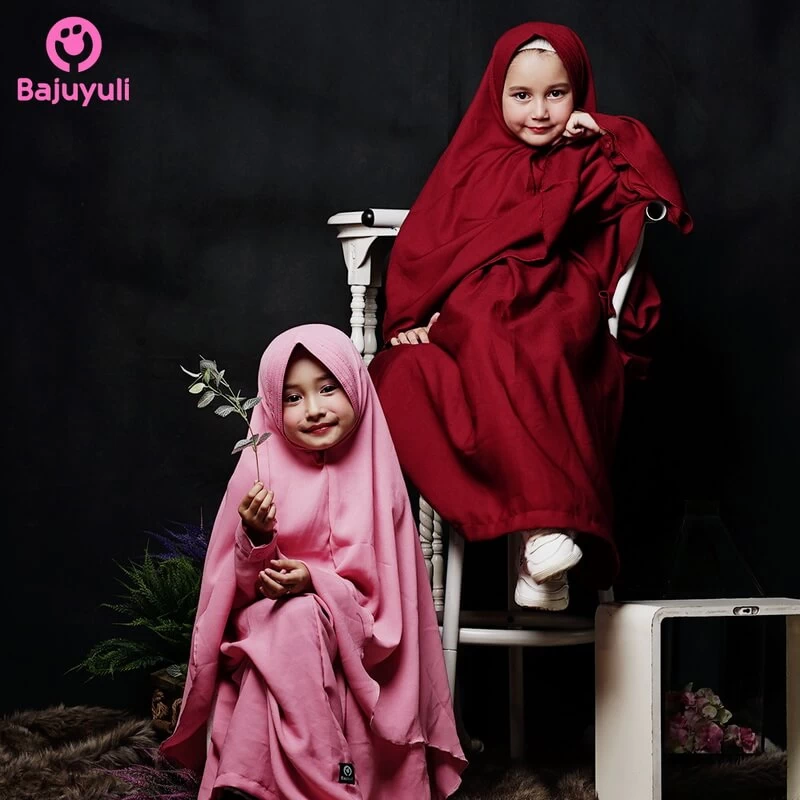 TK0785 Baju Muslim Anak Warna Salem Merah.Jpg Polos Upright