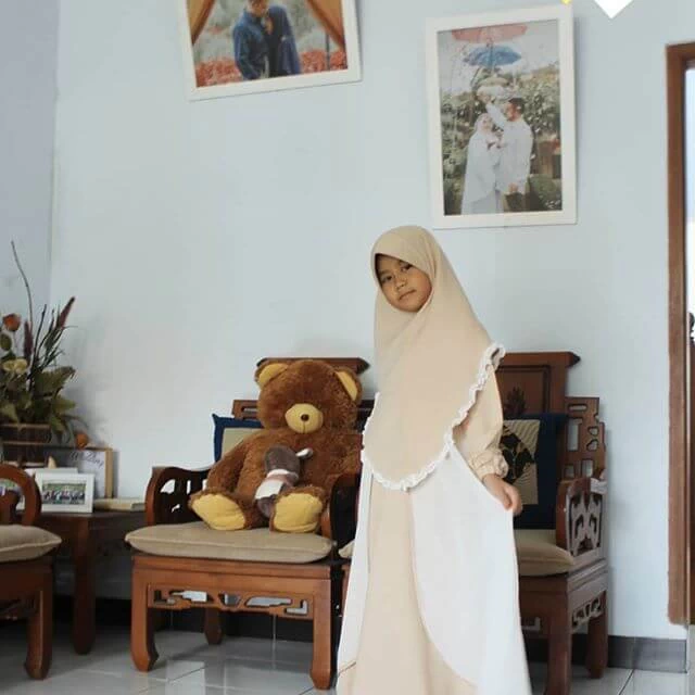 TK0815 Baju Muslim Anak Perempuan Warna Putih Mocca Lucu 2 thn