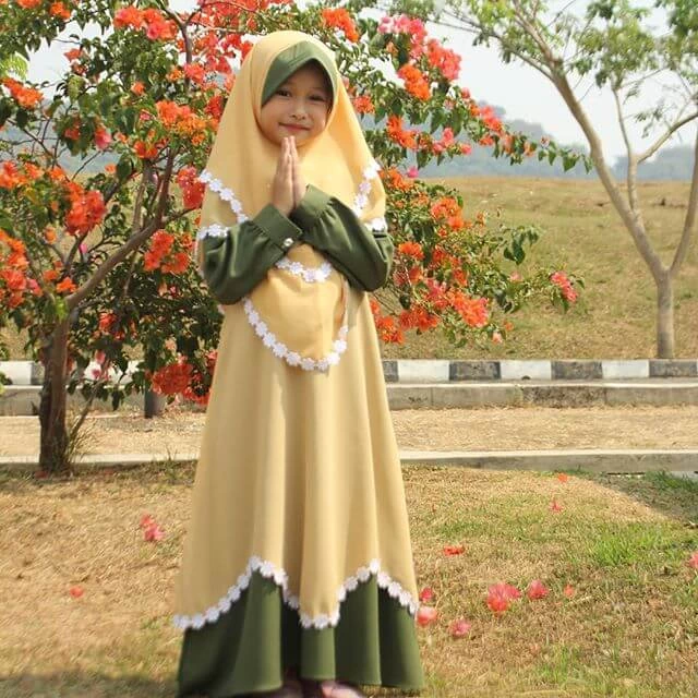 TK0890 Baju Muslim Anak Perempuan Kombinasi Hijau Botol Kuning Terbaru 2023 2 thn