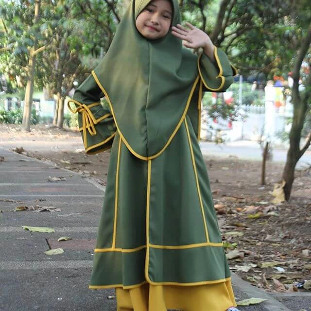 TK0915 Baju Anak Gamis Warna Hijau Lis Kuning Terbaru Shahia Hijab