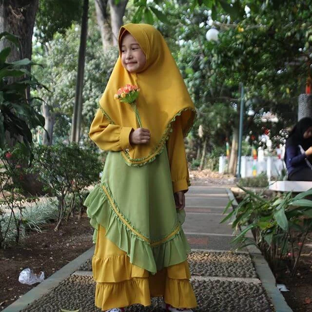 TK0954 Baju Muslim Anak Perempuan Kombinasi Kunyit Hijau Lumut Polos Tanggung