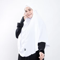 Jilbab Putih Polos Syari Kerudung Instan Bergo Maryam Jumbo Putih