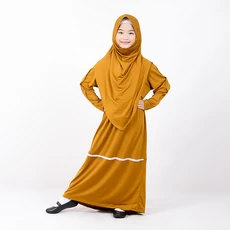 Set Gamis Anak dan Jilbab Syari Jersey Murah Polos Terbaru Kuning