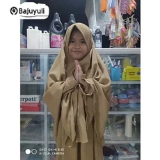 Jilbab Anak Syari SD Umur 9 Tahun