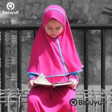 Baju Muslim Anak Putih Niqab Umur 13 Tahun