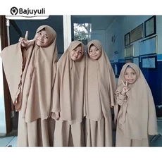 Gamis Anak Bahan Moscrepe Syari Remaja