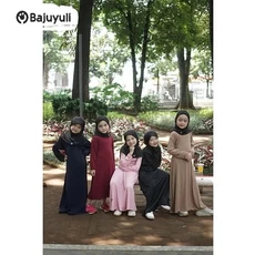 Gamis Hitam Anak Perempuan Seragam Umur 7 Tahun