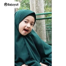 Gamis Anak Bahan Moscrepe MTS Anak Tanggung