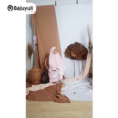 Gamis Anak Kombinasi Kotak Warna Putih Umur 13 Tahun