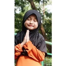 Gamis Anak Terbaru Kombinasi MI Labella