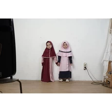 Set Gamis Anak 10Th Niqab 9 Tahun