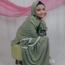 Jilbab Syari Anak SD 13 Tahun