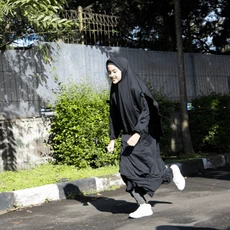 Gamis Anak Warna Hitam Hitam Seragam Tanggung