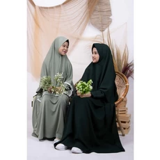 Gamis Anak Bahan Wolfis Niqab Terbaru