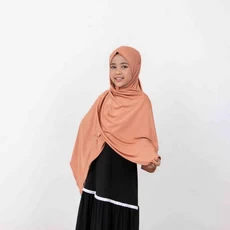 Pashmina Anak Polos Usia Tanggung