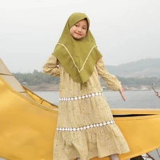TK0902 Gamis Muslim Anak Warna Hijau Renda Kuning Terbaru Naura